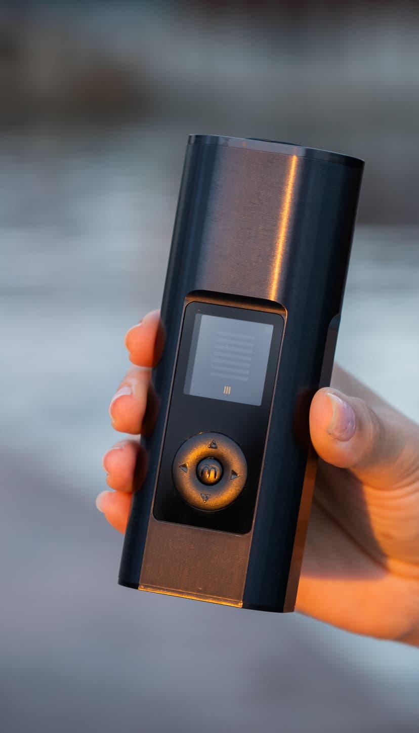Arizer Solo 3 in use