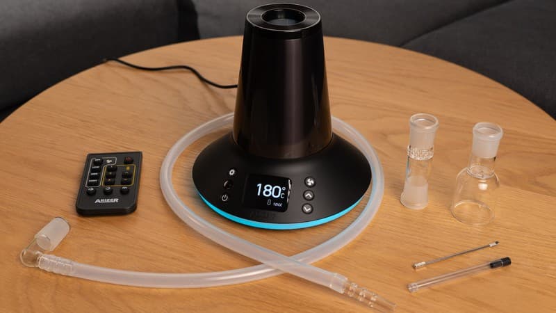 AirVape Enso in use