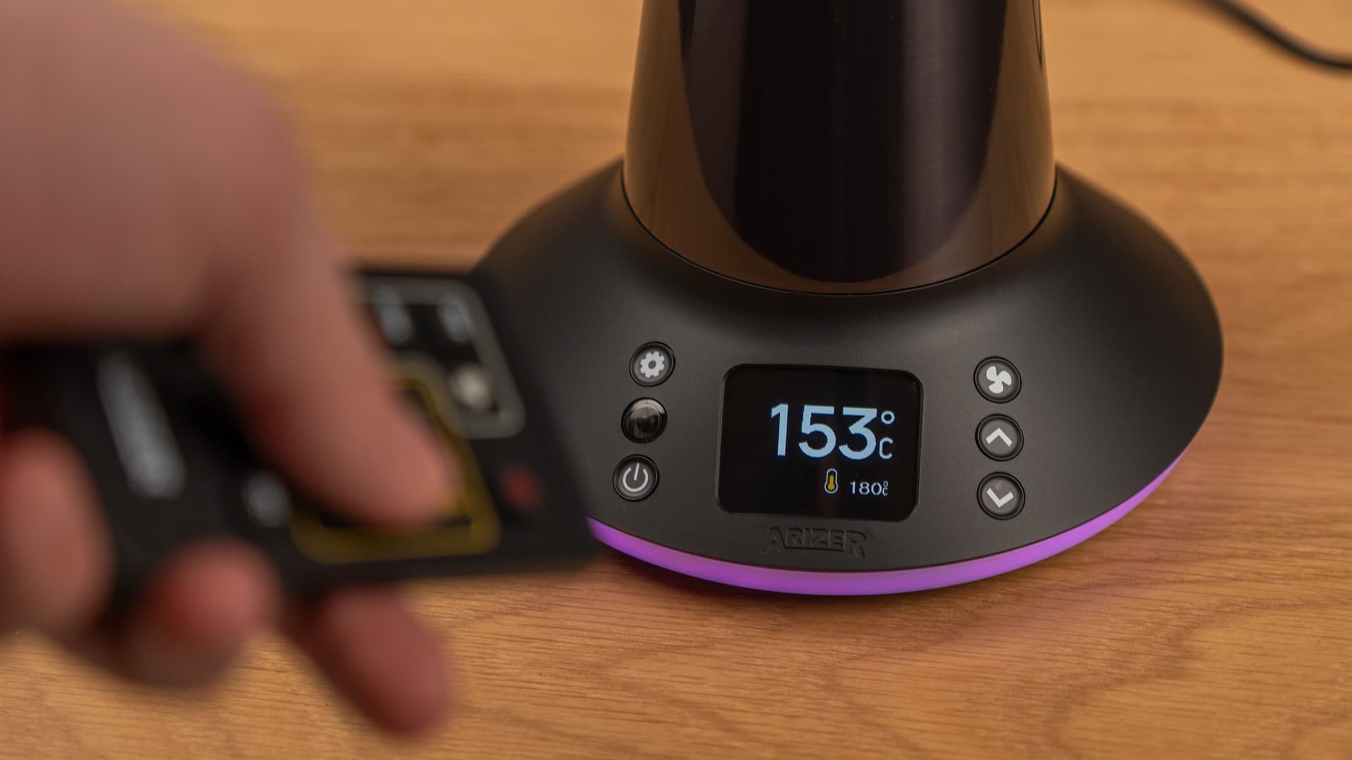 Setting the XQ2 temperature with the remote