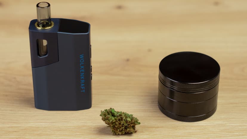 How to Grind Weed for a Vaporizer: The Right Consistency